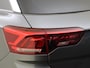 Volkswagen T-Roc 1.5 TSI R-Line | Parkeersensoren | Dodehoek detectie | Adaptieve cruise control | Digital cockpit Pro | CarPlay | Navigatie | Airco |