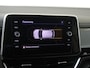 Volkswagen T-Roc 1.5 TSI R-Line | Parkeersensoren | Dodehoek detectie | Adaptieve cruise control | Digital cockpit Pro | CarPlay | Navigatie | Airco |