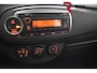 Toyota Yaris 1.0 VVT-i Now 5 Deurs