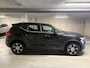 Volvo XC40 2.0 T4 Inscription | Stoelverwarming | Adaptieve cruise | Pilot assist | Dodehoekdetectie | Parkeercamera | Keyless entry/start | Apple carplay/android auto |