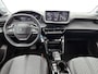 Peugeot 208 Hybrid Allure 100pk Automaat | Climate Control | Navigatie | Cruise Control | Parkeersensoren Voor + Achter | LED Lampen | Lichtmetalen Velgen 16" | Apple Carplay/Android Auto |