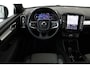 Volvo XC40 B4 (M-HYBRID) PLUS DARK -CAMERA|ADAP.CRUISE|VERW.VOORRUIT|TREKHAAK|HARMAN/KARDON|19"