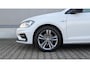 Volkswagen Golf 1.5 TSI 150pk Highline Business R | Trekhaak | Navigatie | Stoelverwarming