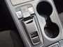 Hyundai Kona Electric EV Comfort Smart 39 kWh Automaat / Batterijgarantie  8 jaar/ Fabrieksgarantie tot 08-2028 / Accu SOH 100% / Dealer onderhouden / WLTP bereik 305 km stad 435 km / Trekhaak afneembaar / Stuur en Stoel verwarming / Warmtepomp / Adaptief CC / Navi /
