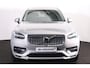 Volvo XC90 T8 Recharge AWD Plus Bright - Luchtvering - Panorama/schuifdak - IntelliSafe Assist & Surround - Harman/Kardon audio - Adaptieve LED koplampen - Verwarmde voorstoelen, stuur & achterbank - Parkeersensoren voor & achter - Elektr. bedienb. voorstoelen met geheugen - Head up display - Draadloze tel. lader - Extra getint glas - 21' LMV