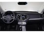 Volvo XC90 T8 Recharge AWD Plus Bright - Luchtvering - Panorama/schuifdak - IntelliSafe Assist & Surround - Harman/Kardon audio - Adaptieve LED koplampen - Verwarmde voorstoelen, stuur & achterbank - Parkeersensoren voor & achter - Elektr. bedienb. voorstoelen met geheugen - Head up display - Draadloze tel. lader - Extra getint glas - 21' LMV