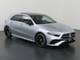 Mercedes-Benz A-klasse 180 Business Solution AMG | Panoramaschuifdak | Stoelverwarming | Achteruitrijcamera |  MULTIBEAM LED |