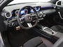 Mercedes-Benz A-klasse 180 Business Solution AMG | Panoramaschuifdak | Stoelverwarming | Achteruitrijcamera |  MULTIBEAM LED |