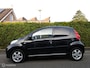 Peugeot 107 1.0 Black & Silver 5-Deurs - Airco - LM Velgen