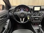 Mercedes-Benz A-klasse 180 Ambition *Stoelverwarming* 1/2 Lederen Sportstoelen / Navigatie / Cruise / ECC Clima / PDC V&A / 16'' LMV