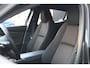 Mazda 3 2.0 e-Sky-G 122pk /Dealeronderhouden/Navi/HUD/Airco/Adaptive cruise/PDC achter