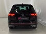 Volkswagen Tiguan 1.4 TSI eHybrid R-Line Business+ Black 245PK IQ.Light Matrix Pano Head Up 20 Inch Memory Leer ACC 360 Camera