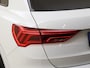 Audi Q3 45 TFSI e S edition | Trekhaak | Achteruitrijcamera | Dodehoek detectie | Keyless | Stoelverwarming | Cruise control | Navigatie |