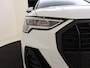 Audi Q3 45 TFSI e S edition | Trekhaak | Achteruitrijcamera | Dodehoek detectie | Keyless | Stoelverwarming | Cruise control | Navigatie |