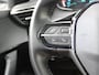 Peugeot e-2008 EV Allure Pack 50 kWh | Navi / Camera / Climate