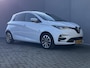 Renault Zoe R135 Intens 52 kWh / Dealer onderhouden / Koop Accu SoH 95,82 % / NL auto / Batterijgarantie tot 12-2028 < 160.000 km / CCS snelladen / Navigatie / Achteruitrijcamera / Stuur- en stoelverwarming / Dode hoek detectie / Apple Carplay Android / 16" LM wielen /