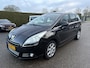 Peugeot 5008 1.6 VTi ST 7p. MOTORSTORINGSLAMPJE AAN (Airco, Panoramadak, Trekhaak ) Rijklaar.