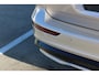 Volvo V60 T6 Plug-in hybrid AWD Plus Dark | Verwarmbare voorstoelen+stuurwiel+achterstoelen | Rondom zichtcamera | Premium audio by Harman Kardon | Verwarmbare voorruit | 18 inch Lichtmetalen velgen