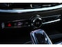 Volvo V60 T6 Plug-in hybrid AWD Plus Dark | Verwarmbare voorstoelen+stuurwiel+achterstoelen | Rondom zichtcamera | Premium audio by Harman Kardon | Verwarmbare voorruit | 18 inch Lichtmetalen velgen