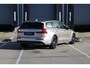 Volvo V60 T6 Plug-in hybrid AWD Plus Dark | Verwarmbare voorstoelen+stuurwiel+achterstoelen | Rondom zichtcamera | Premium audio by Harman Kardon | Verwarmbare voorruit | 18 inch Lichtmetalen velgen
