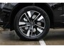 Volvo XC60 T6 Plug-in hybrid AWD Plus Dark | Trekhaak | Verwarmbare voorstoelen+stuurwiel+achterbank | Rondom zichtcamera | Premium audio by Harman Kardon | Head up display