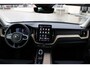 Volvo XC60 T6 Plug-in hybrid AWD Plus Dark | Trekhaak | Verwarmbare voorstoelen+stuurwiel+achterbank | Rondom zichtcamera | Premium audio by Harman Kardon | Head up display