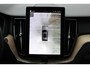 Volvo XC60 T6 Plug-in hybrid AWD Plus Dark | Trekhaak | Verwarmbare voorstoelen+stuurwiel+achterbank | Rondom zichtcamera | Premium audio by Harman Kardon | Head up display