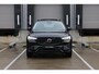 Volvo XC60 T6 Plug-in hybrid AWD Plus Dark | Trekhaak | Verwarmbare voorstoelen+stuurwiel+achterbank | Rondom zichtcamera | Premium audio by Harman Kardon | Head up display