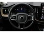 Volvo XC60 T6 Plug-in hybrid AWD Plus Dark | Trekhaak | Verwarmbare voorstoelen+stuurwiel+achterbank | Rondom zichtcamera | Premium audio by Harman Kardon | Head up display
