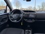 Toyota Yaris 1.5 Hybrid Bi-Tone Active | Stoelverwarming | Navigatie