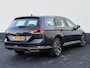 Volkswagen Passat Variant 1.4 TSI PHEV GTE 218pk Business | Zwart leder | Head up | Winterpakket | Trekhaak