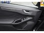 Ford Focus hatchback/sedan Titanium X