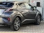 Toyota C-HR 1.8 Hybrid Executive | NAP | Navigatie | Achteruitrijcamera | Stoelverwarming | Climate Control | Cruise Control | Lichtmetaal | Dodehoek detectie |