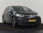 Volkswagen ID.3 First Plus 58 kWh | Stoel & stuurverwarming | Camera | Adaptive cruise | Sfeerverlichting | Carplay | Navigatie | Matrix LED | Parkeerhulp | Sfeerverlichting | Climate control