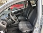 Peugeot 108 1.0 e-VTi Active 5 Deurs | Airconditioning | LED Dagrijverlichting | Bluetooth Telefoon Verbinding | Stuurwielbediening | USB-Aansluiting | Lage Kilometerstand | In hoogte verstelbare bestuurders stoel | 5- Deurs | IsoFix | Mistlampen |