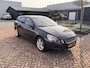 Volvo V60 1.6 T3 Kinetic | Cognac Leer!! | Navi | 17 inch
