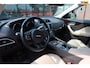 Jaguar F-Pace 3.0 Portfolio AWD 30d Navigatie | Leder | bi- Xenon | LM 22 inch |