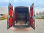Volkswagen Crafter 35 2.0 TDI L3H3 Highline | 140 pk | Automaat | A-Camera | Trekhaak |