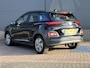 Hyundai Kona Electric EV Comfort 64 kWh / Trekhaak / Navigatie / Apple Carplay & Android Auto / Warmtepomp / Climate Control / Cruise Control Adaptief / Dealer onderhouden /