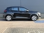 Hyundai Kona Electric EV Comfort 64 kWh / Trekhaak / Navigatie / Apple Carplay & Android Auto / Warmtepomp / Climate Control / Cruise Control Adaptief / Dealer onderhouden /