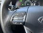 Hyundai Kona Electric EV Comfort 64 kWh / Trekhaak / Navigatie / Apple Carplay & Android Auto / Warmtepomp / Climate Control / Cruise Control Adaptief / Dealer onderhouden /