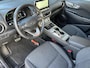Hyundai Kona Electric EV Comfort 64 kWh / Trekhaak / Navigatie / Apple Carplay & Android Auto / Warmtepomp / Climate Control / Cruise Control Adaptief / Dealer onderhouden /