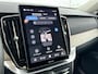 Volvo XC90 T8 Recharge Ultra Bright | 21" | Luchtvering | Trekhaak | Getint glas | Head-up | Panoramadak | 360 Camera | Harman Kardon | Matrix LED | Elektr. verst. stoelen | Stoel/stuur/achterbankverwarming