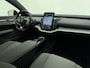 Volvo EX30 Extended Range Plus / Pine interieur / Getint glas / El. Trekhaak / 19'' / Zwart Dak / Harman & Kardon / El. Achterklep / ACC / BLIS /