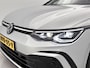 Volkswagen Golf 1.5 eTSI R-Line Business 150 PK | R-Line | Automaat | Panoramadak | Stoelverwarming | App Connect | Adaptive Cruise Control | Navigatie |