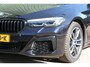 BMW 5-Serie Touring 530e xDrive M-SPORT, ZWART LEER, PANORAMADAK, NAVIGATIE, CAMERA