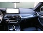 BMW 5-Serie Touring 530e xDrive M-SPORT, SOH 94% ZWART LEER, PANORAMADAK, NAVIGATIE, CAMERA