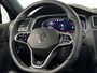 Volkswagen Tiguan 1.5 150pk TSI R-Line Business+ Panoramisch schuif-kanteldak | Koplampverlichting LED 'Matrix' (IQ.Light) | Winterpakket