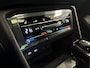 Volkswagen Tiguan 1.5 150pk TSI R-Line Business+ Panoramisch schuif-kanteldak | Koplampverlichting LED 'Matrix' (IQ.Light) | Winterpakket