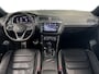 Volkswagen Tiguan 1.5 150pk TSI R-Line Business+ Panoramisch schuif-kanteldak | Koplampverlichting LED 'Matrix' (IQ.Light) | Winterpakket